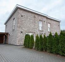 Gemütliche Doppelhaushälfte in Jade-Jaderberg - familienfreundlich & gute Anbindung