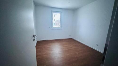Foto - 5 Zimmer Erdgeschoßwohnung in Schönefeld