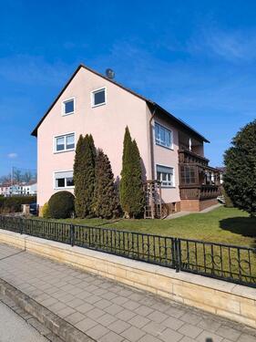 Foto - Neuendettelsau 4 Zimmerwohnung - 1.100,00&nbsp;EUR Kaltmiete, ca.&nbsp; 103,00&nbsp;m&sup2;