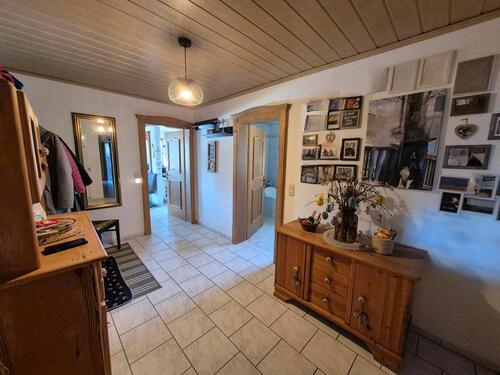 Foto - ruhige helle Wohnung ab August zu vermieten