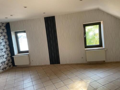 Foto - DG Wohnung - 650,00&nbsp;EUR Kaltmiete, ca.&nbsp; 80,00&nbsp;m&sup2;