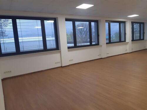 Foto - Zwei Büroräume - 720,00&nbsp;EUR Kaltmiete, ca.&nbsp; 8,90&nbsp;m&sup2;