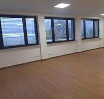 Zwei Büroräume - 720,00&nbsp;EUR Kaltmiete, ca.&nbsp; 8,90&nbsp;m&sup2; in Achern (PLZ: 77855)