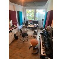 Nachmiete für Studio OF - 420,00 EUR Kaltmiete, in Frankfurt am Main (PLZ: 60599) Oberrad