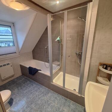 Foto - Etagenwohnung zur Miete in Hahn