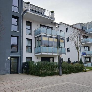 Foto - Barr.freie 3 Zi-EG-Wohnung mit großem Garten inkl. TG (prov.frei)