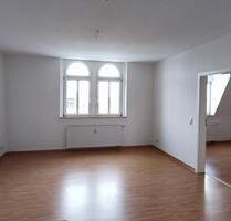 2-Zimmer-Dachgeschoss-Wohnung mit Einbauküche! - Plauen Altstadt