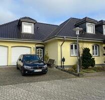 Elegantes Familiendomizil mit großem Garten bei Bonn - Meckenheim