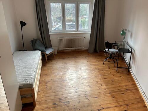 Foto - Provisionsfrei: 2-Zimmer-Altbauwohnung mit Dielenboden, Steglitz