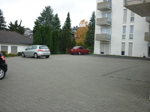 Foto - Großzügige PKW Stellplätze in Voerde Mitte zur Miete