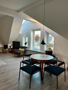 Foto - 2 Zimmer Dachgeschoßwohnung zur Miete in Hamburg