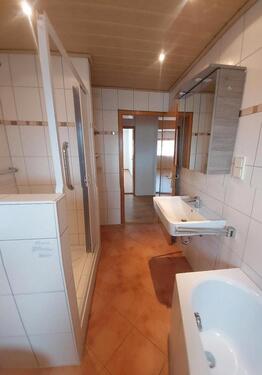 Foto - 4 Zimmer Etagenwohnung in Neulußheim