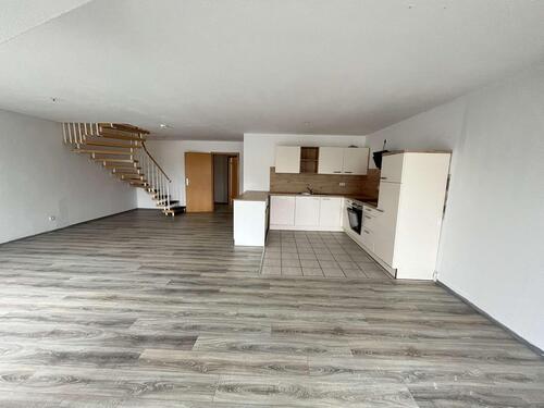 Foto - Wohnen auf zwei Ebenen – Maisonette mit EBK und zwei Bädern