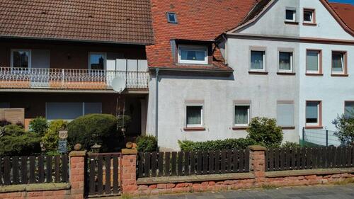 Foto - Doppelhaushälfte mit großem Potential in Landau-Queichheim