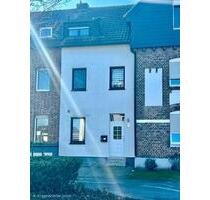 Modernisiertes Reihenhaus mit Garten & Stellplatz - Viersen Boisheim