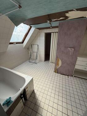 Foto - Dachgeschoßwohnung in Saarbrücken zur Miete