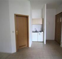 1 - Raum Wohnung - zentral in Bernburg - Bernburg (Saale)