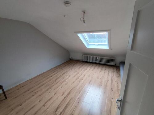 Foto - WG Zimmer 3.4.5. Etage - 360,00&nbsp;EUR Kaltmiete, ca.&nbsp; 18,00&nbsp;m&sup2;