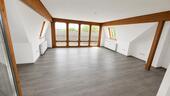 Foto - Lichtdurchflutete Dachetage mit Balkon & Loggia in ruhiger Lage