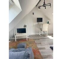 Zimmer in einer Wohnung im Zentrum von Köln