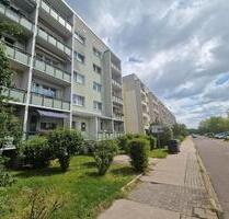 **JETZT EINZIEHEN**3-Zimmer-Wohnung 3.OG Balkon Tageslichtbad mit Wanne ab sofort - Halle (Saale) Silberhöhe