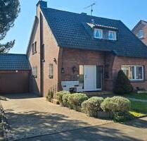 Schönes freistehendes Einfamilienhaus mit Garage - Geilenkirchen