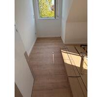 Dachgeschosswohnung - 670,00&nbsp;EUR Kaltmiete, ca.&nbsp; 65,00&nbsp;m&sup2; in Bad Lippspringe (PLZ: 33175)