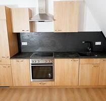 Helle renovierte 2-Zimmer Wohnung inkl. EBKStellplatz 1.OG WG - Nürnberg Almoshof