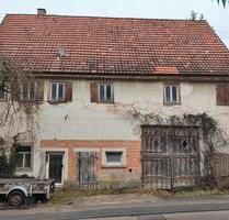 Haus mit großer Scheune und Südwest-Grundstück – Projektobjekt - Geislingen