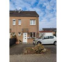 Gepflegtes Einfamilienhaus - 2.000,00&nbsp;EUR Kaltmiete, ca.&nbsp; 120,00&nbsp;m&sup2; in Frechen (PLZ: 50226)