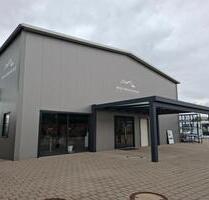 Gewerbeimmobilie - 3.400,00&nbsp;EUR Kaltmiete, ca.&nbsp; 330,00&nbsp;m&sup2; in Renchen (PLZ: 77871)
