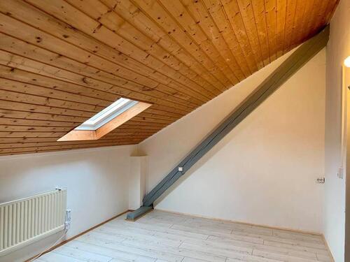 Foto - 5 Zimmer Einfamilienhaus in Hanhofen