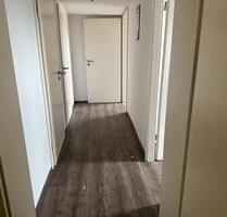 2.5 Zimmer in Solingen Höhscheid mit EBK zu vermieten