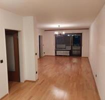 Dachau, geräumige 4-Zimmer-Eigentumswohnung, 104m², 2 Balkone, TG
