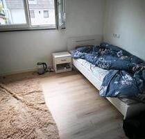 Nachmieter für WG Zimmer - 500,00&nbsp;EUR Kaltmiete, ca.&nbsp; 80,00&nbsp;m&sup2; in Kernen im Remstal (PLZ: 71394)