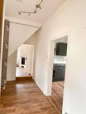 Foto - Frisch renovierte 4- Zimmer Wohnung mit EBK und Tageslichtbad