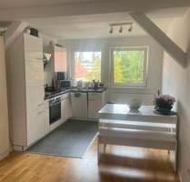 Dachgeschoss teilmöbliert ab 01.12 - Berlin Reinickendorf