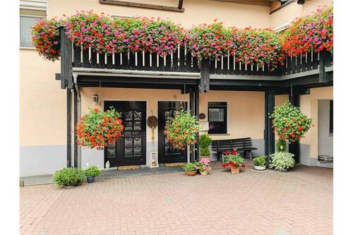 Foto - 4-ZKB-Wohnung mit Terrasse, Einbauküche und Stellplatz