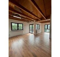 MODERNISIERT! 2,5-Zimmer-Maisonette Wohnung mit Balkon - Welzheim