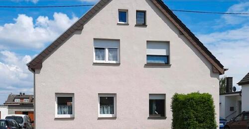 Foto - Doppelhaushälfte mit großem Garten