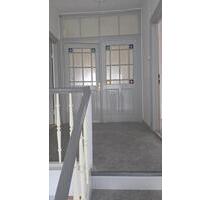 Dachgeschosswohnung - 966,00&nbsp;EUR Kaltmiete, ca.&nbsp; 100,00&nbsp;m&sup2; in Freden (Leine) (PLZ: 31084)