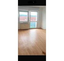 4raum wohnung auf dem Döllberg ab dem 1.12.25 verfügbar - Suhl