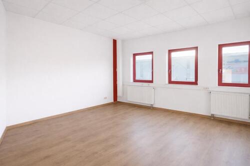 Foto - Praxisraum zur Untermiete in HemhofenZeckern