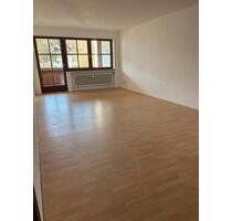 3 Zimmer Wohnung mit großem Balkon - Neuötting