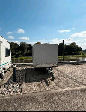 Foto - Stellplatz für Autos, Wohnwagen zu vermieten