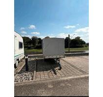 Stellplatz für Autos, Wohnwagen zu vermieten - Riegel am Kaiserstuhl