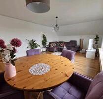 3 Zimmer Dachgeschoss Wohnung - 900,00&nbsp;EUR Kaltmiete, ca.&nbsp; 70,00&nbsp;m&sup2; in Wehrheim (PLZ: 61273)