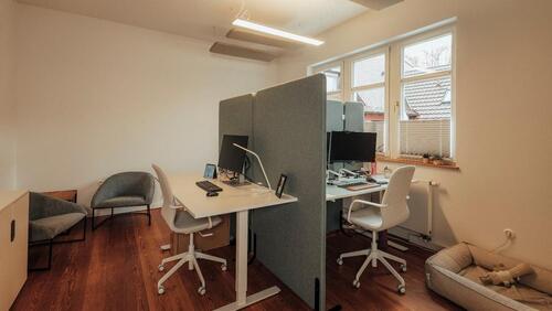 Foto - Büro- Arbeitsplatz in einem Shared Office