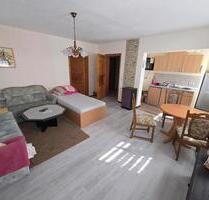 Gemütliche Wohnung in einem Mehrfamilienhaus mit Garten . - Hohnstein