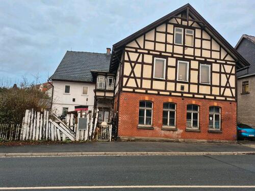 Foto - Haus zur Versteigerung - 35.000,00 EUR Kaufpreis, ca.  150,00 m²